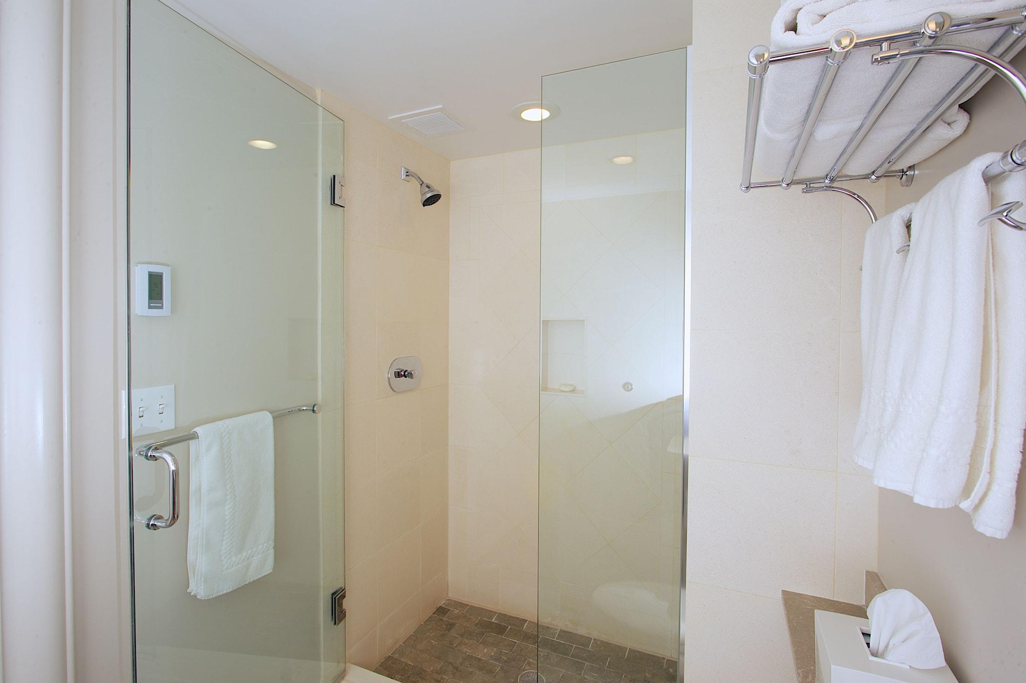 Hotel Veritas Cambridge Bagian luar foto