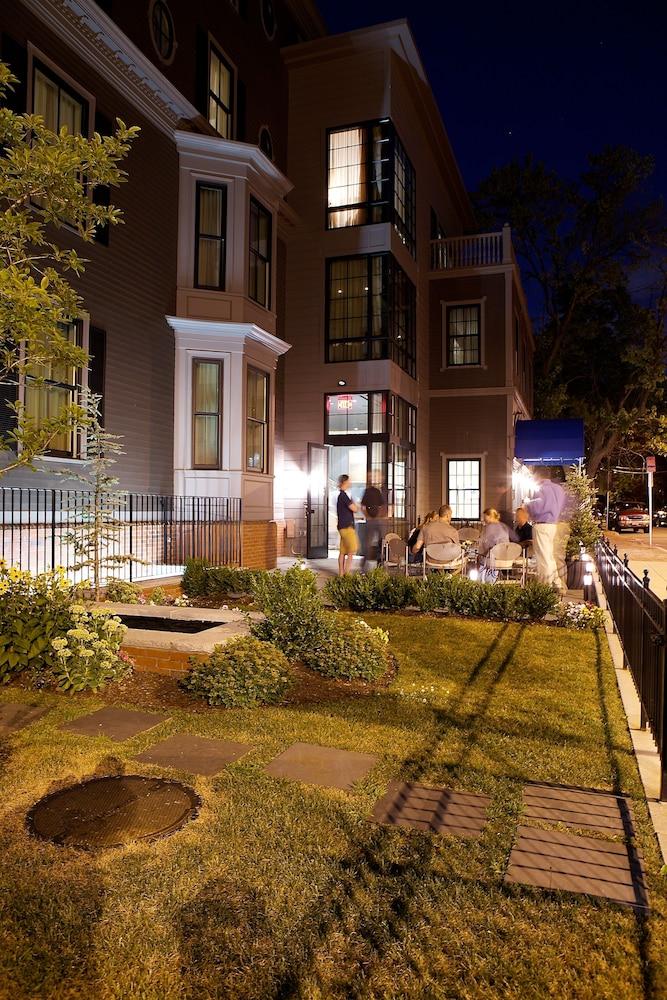 Hotel Veritas Cambridge Bagian luar foto